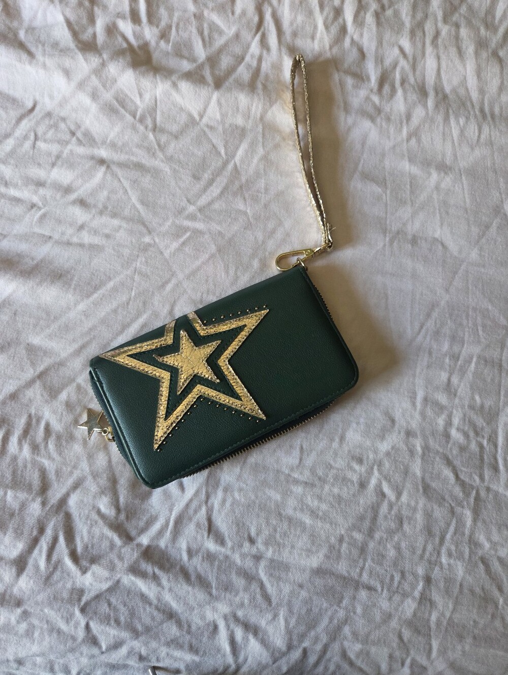 Green Star Wristlet Wallet with Gold Accent